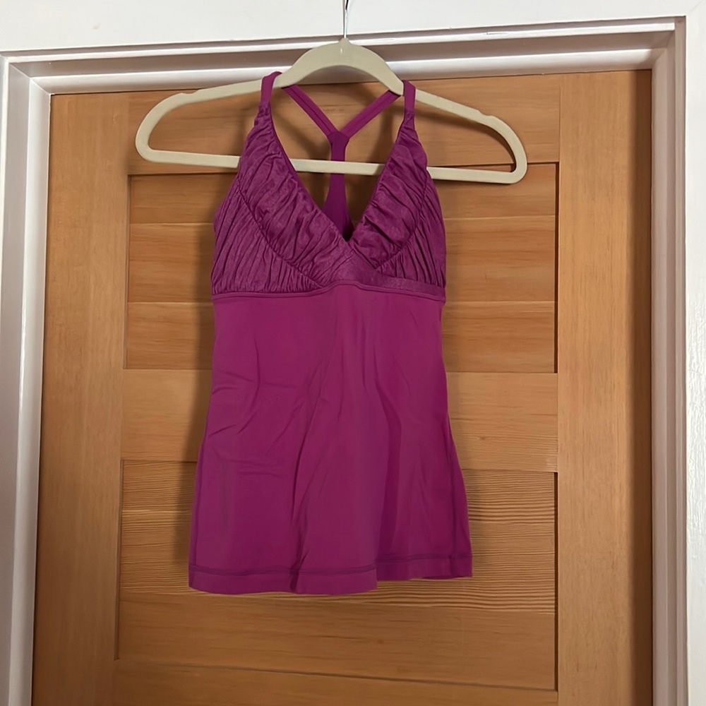 Lululemon workout tank top